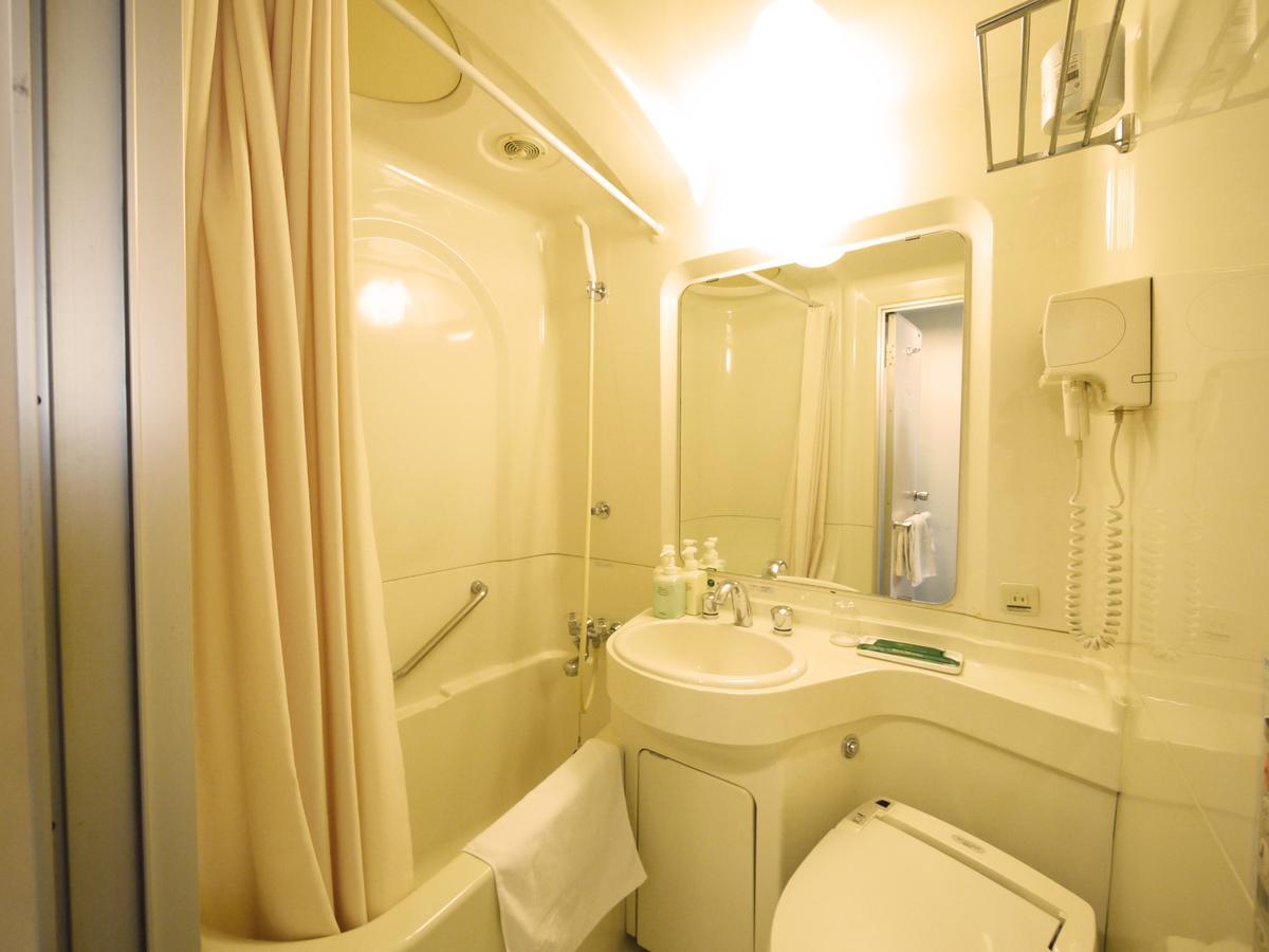 Hotel Route-inn Higashiomi Ekimae 3*